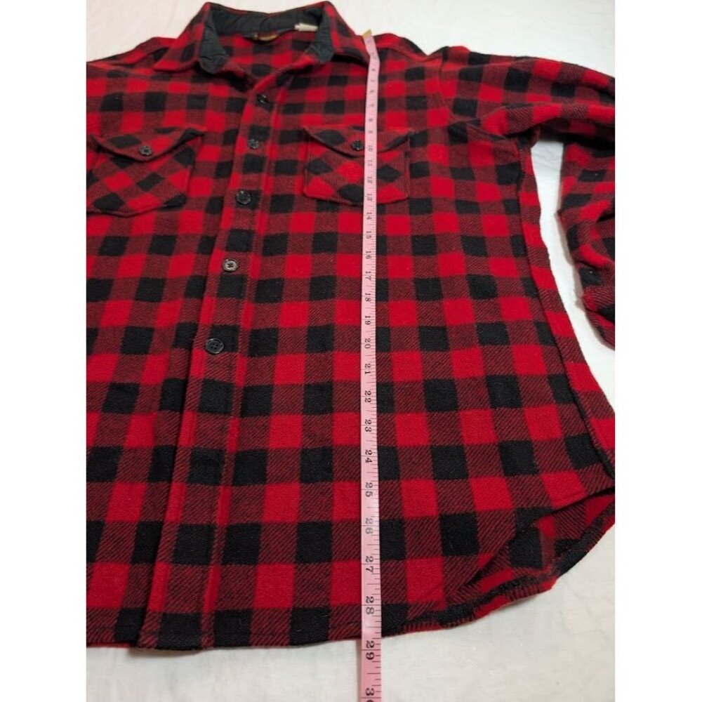 VTG Woolrich Wool Shirt Men’s Medium Red Black Buffalo Plaid Button Up K5 - Picture 5 of 7